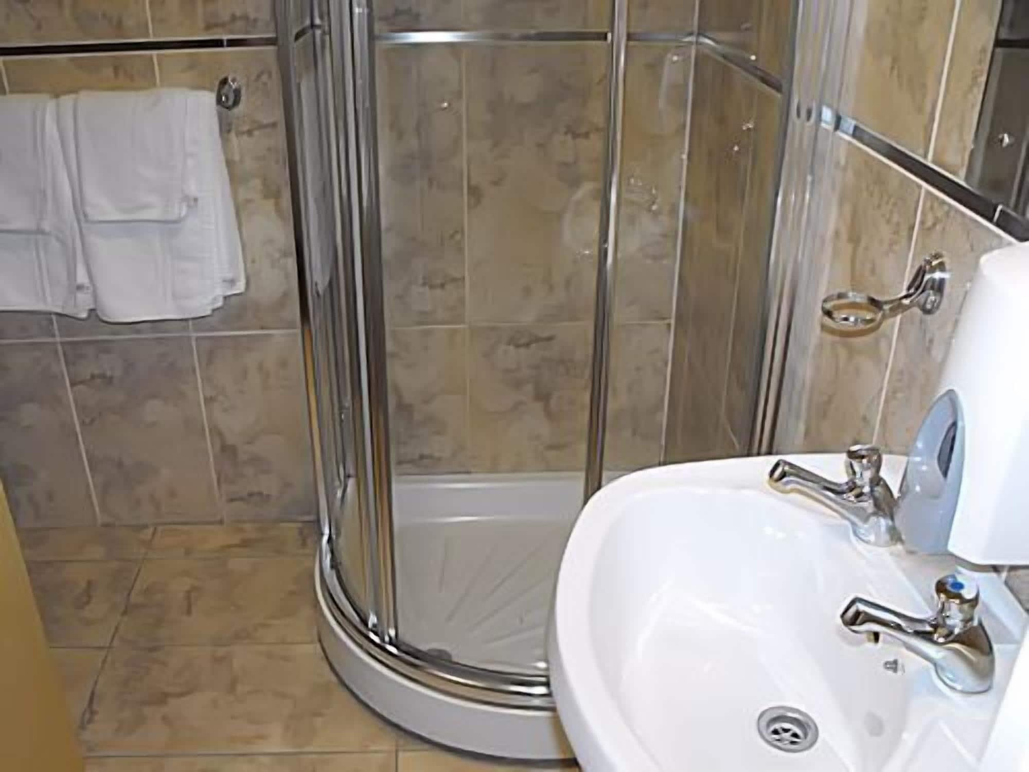 דבלין The Glen Guesthouse מראה חיצוני תמונה